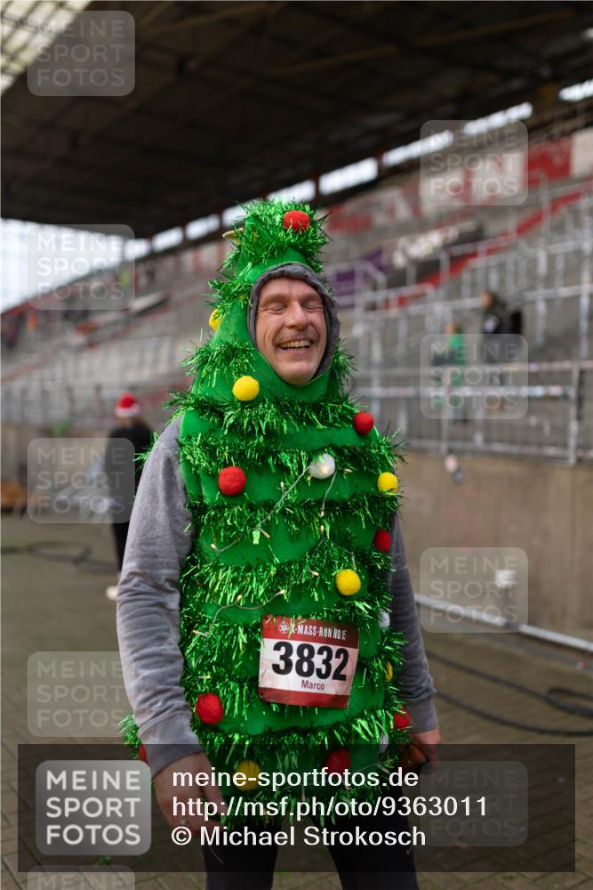 07.12.2025 - St. Pauli X-Mass-Run No. 15 Michael Strokosch http://msf.ph/oto/9363011 07.12.2025 11:21:00 Laufen 3832 meine-sportfotos.de