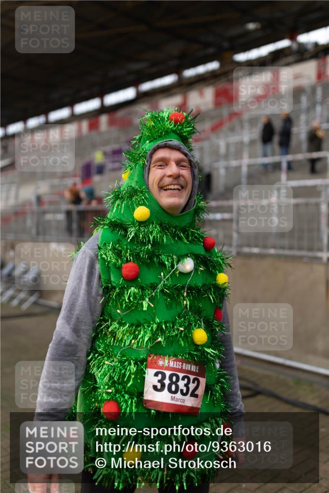 07.12.2025 - St. Pauli X-Mass-Run No. 15 Michael Strokosch http://msf.ph/oto/9363016 07.12.2025 11:21:01 Laufen 3832 meine-sportfotos.de