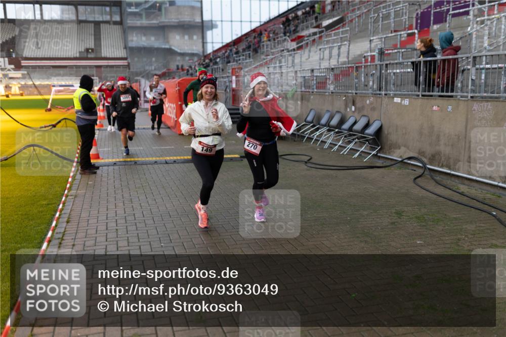 07.12.2025 - St. Pauli X-Mass-Run No. 15 Michael Strokosch http://msf.ph/oto/9363049 07.12.2025 11:21:44 Laufen 1091, 149, 270, 62 meine-sportfotos.de