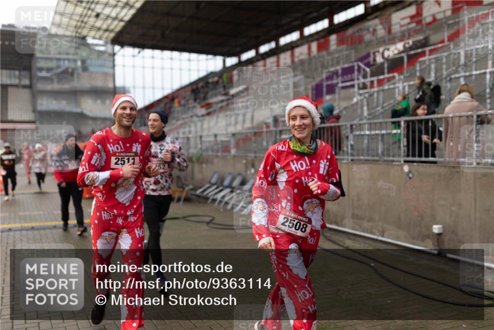 07.12.2025 - St. Pauli X-Mass-Run No. 15 Michael Strokosch http://msf.ph/oto/9363114 07.12.2025 11:23:33 Laufen 2511, 15, 2508 meine-sportfotos.de