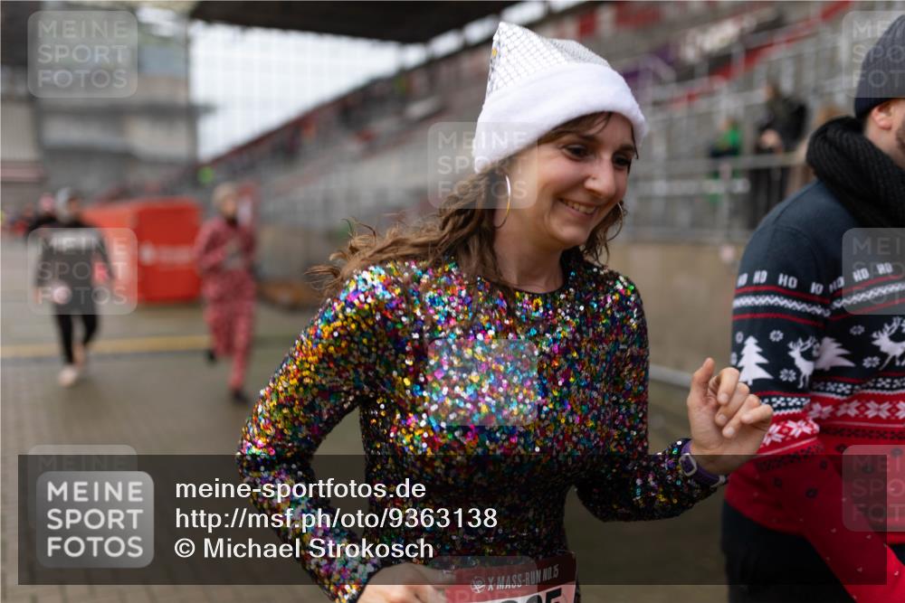 07.12.2025 - St. Pauli X-Mass-Run No. 15 Michael Strokosch http://msf.ph/oto/9363138 07.12.2025 11:23:38 Laufen 15, 10 meine-sportfotos.de