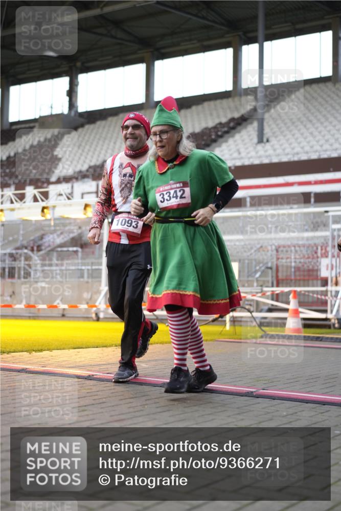 07.12.2025 - St. Pauli X-Mass-Run No. 15 Patografie http://msf.ph/oto/9366271 07.12.2025 10:51:07 Ziel 769, 1093, 1691, 3199, 3342 meine-sportfotos.de