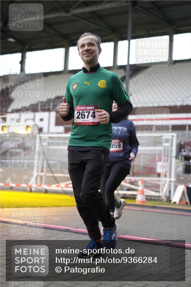 07.12.2025 - St. Pauli X-Mass-Run No. 15 Patografie http://msf.ph/oto/9366284 07.12.2025 10:51:26 Ziel 1047, 2103, 2105, 2327, 2332, 2642, 2643, 2674, 2959 meine-sportfotos.de