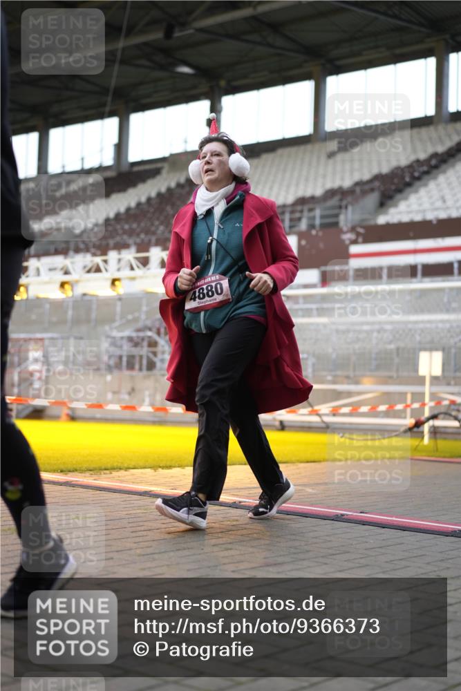 07.12.2025 - St. Pauli X-Mass-Run No. 15 Patografie http://msf.ph/oto/9366373 07.12.2025 10:52:02 Ziel 27, 1964, 1982, 1984, 2165, 2287, 2289, 2592, 2661, 4550, 4865, 4879, 4880 meine-sportfotos.de