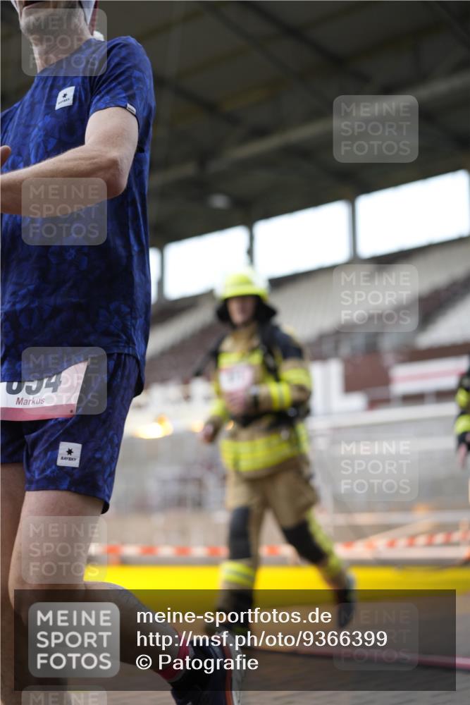 07.12.2025 - St. Pauli X-Mass-Run No. 15 Patografie http://msf.ph/oto/9366399 07.12.2025 10:52:12 Ziel 27, 499, 506, 654, 931, 1098, 2592, 2661, 4797, 4864, 4865, 4866, 4879, 4880, 4882 meine-sportfotos.de