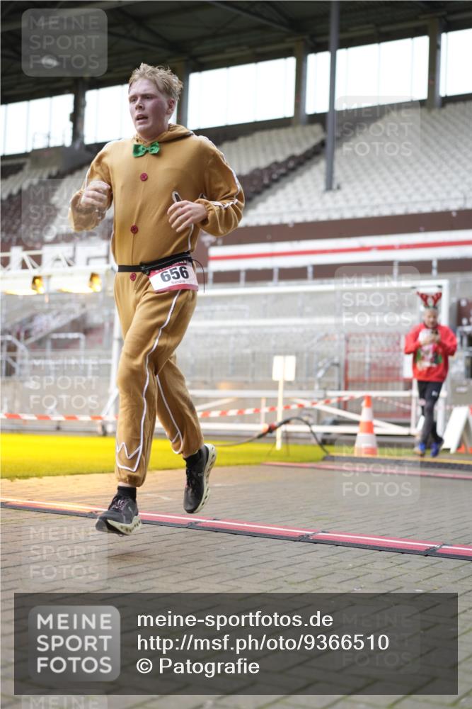 07.12.2025 - St. Pauli X-Mass-Run No. 15 Patografie http://msf.ph/oto/9366510 07.12.2025 10:54:25 Ziel 656, 1177, 1489, 2286, 2328, 2358, 2360, 2832 meine-sportfotos.de