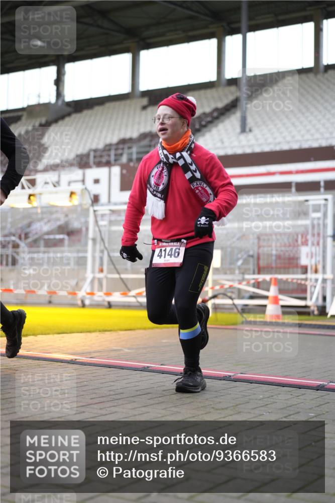 07.12.2025 - St. Pauli X-Mass-Run No. 15 Patografie http://msf.ph/oto/9366583 07.12.2025 10:56:21 Ziel 951, 955, 1790, 1793, 2170, 4063, 4146 meine-sportfotos.de