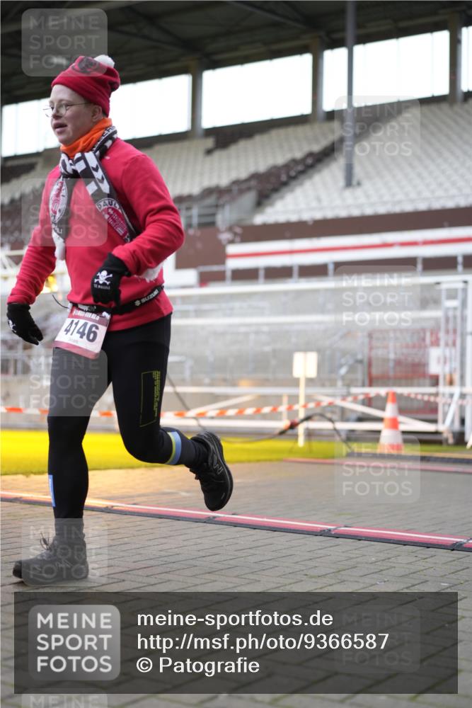 07.12.2025 - St. Pauli X-Mass-Run No. 15 Patografie http://msf.ph/oto/9366587 07.12.2025 10:56:22 Ziel 236, 248, 951, 955, 1790, 1793, 2170, 4063, 4146 meine-sportfotos.de