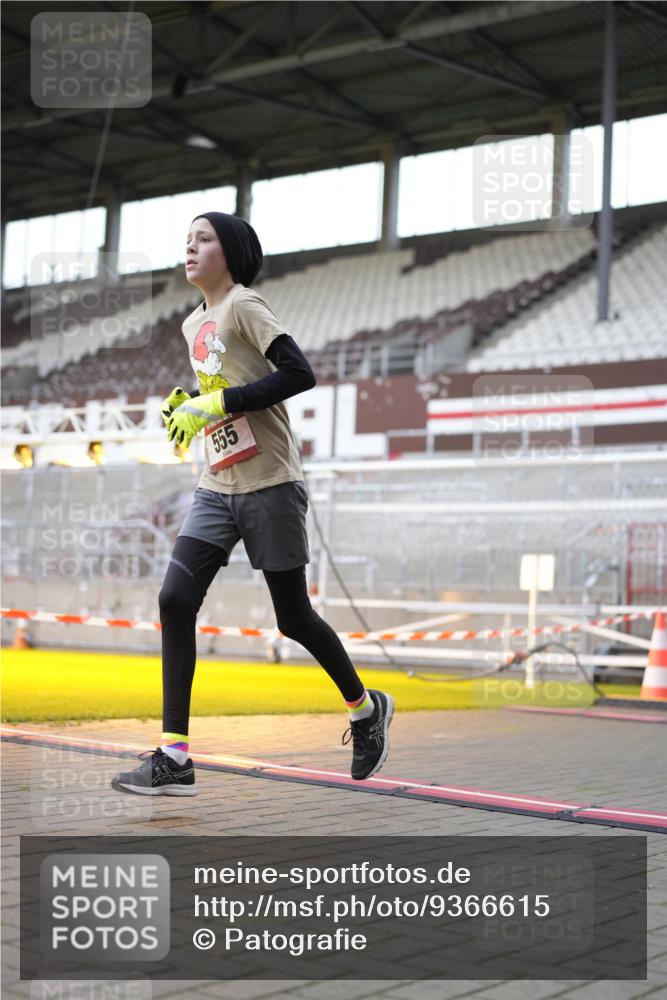 07.12.2025 - St. Pauli X-Mass-Run No. 15 Patografie http://msf.ph/oto/9366615 07.12.2025 10:56:45 Ziel 55, 417, 555, 568, 759, 1203, 2538, 2542, 2664, 3275 meine-sportfotos.de