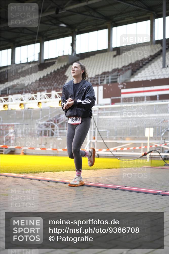 07.12.2025 - St. Pauli X-Mass-Run No. 15 Patografie http://msf.ph/oto/9366708 07.12.2025 10:57:54 Ziel 43, 75, 170, 234, 1390, 1690 meine-sportfotos.de