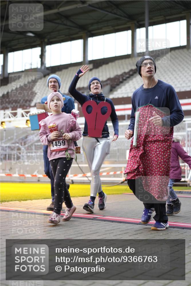 07.12.2025 - St. Pauli X-Mass-Run No. 15 Patografie http://msf.ph/oto/9366763 07.12.2025 10:58:48 Ziel 7, 606, 907, 941, 1160, 1174, 1451, 1453, 1456, 1458, 1459, 1476, 2130, 2131 meine-sportfotos.de