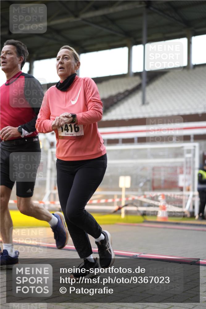 07.12.2025 - St. Pauli X-Mass-Run No. 15 Patografie http://msf.ph/oto/9367023 07.12.2025 11:02:00 Ziel 95, 193, 837, 838, 842, 847, 851, 1143, 1416, 2576 meine-sportfotos.de