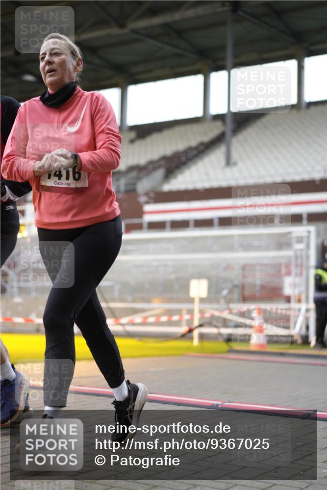 07.12.2025 - St. Pauli X-Mass-Run No. 15 Patografie http://msf.ph/oto/9367025 07.12.2025 11:02:00 Ziel 95, 193, 837, 838, 842, 847, 851, 1143, 1416, 2576 meine-sportfotos.de