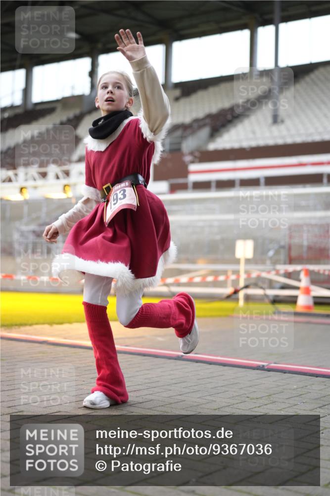 07.12.2025 - St. Pauli X-Mass-Run No. 15 Patografie http://msf.ph/oto/9367036 07.12.2025 11:02:06 Ziel 95, 193, 314, 317, 837, 838, 842, 847, 851, 1143, 1416, 1611, 2329, 2576 meine-sportfotos.de