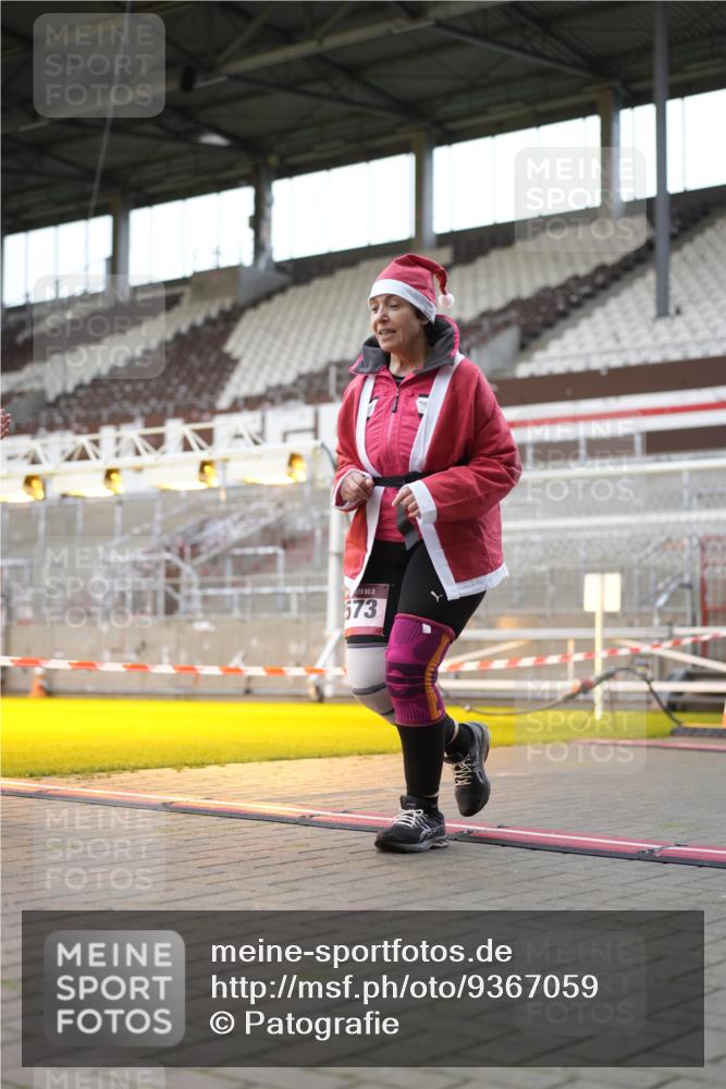07.12.2025 - St. Pauli X-Mass-Run No. 15 Patografie http://msf.ph/oto/9367059 07.12.2025 11:02:16 Ziel 193, 314, 317, 542, 547, 847, 1143, 1611, 2329, 2519, 2520 meine-sportfotos.de