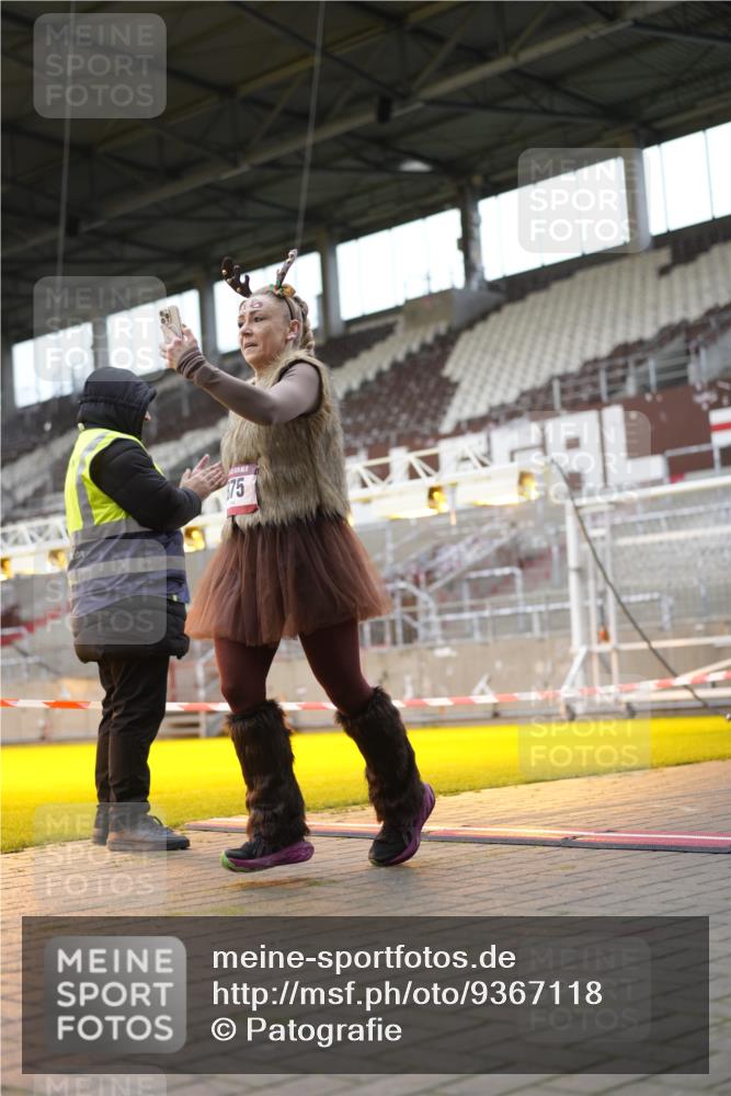 07.12.2025 - St. Pauli X-Mass-Run No. 15 Patografie http://msf.ph/oto/9367118 07.12.2025 11:02:51 Ziel 151, 160, 502, 574, 599, 602, 612, 875, 880, 953, 997, 1063, 1102, 4809 meine-sportfotos.de