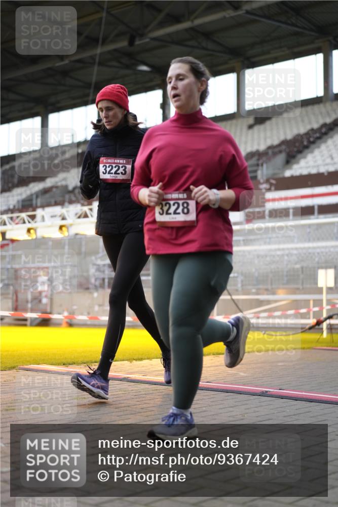 07.12.2025 - St. Pauli X-Mass-Run No. 15 Patografie http://msf.ph/oto/9367424 07.12.2025 10:51:43 Ziel 275, 328, 1047, 1964, 1982, 1984, 2103, 2105, 2165, 2327, 2332, 2553, 2593, 2607, 2836, 2837, 3223, 3228, 4862 meine-sportfotos.de