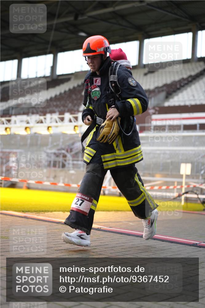 07.12.2025 - St. Pauli X-Mass-Run No. 15 Patografie http://msf.ph/oto/9367452 07.12.2025 10:52:07 Ziel 27, 499, 506, 654, 931, 1098, 2287, 2289, 2592, 2661, 4550, 4864, 4865, 4866, 4879, 4880 meine-sportfotos.de
