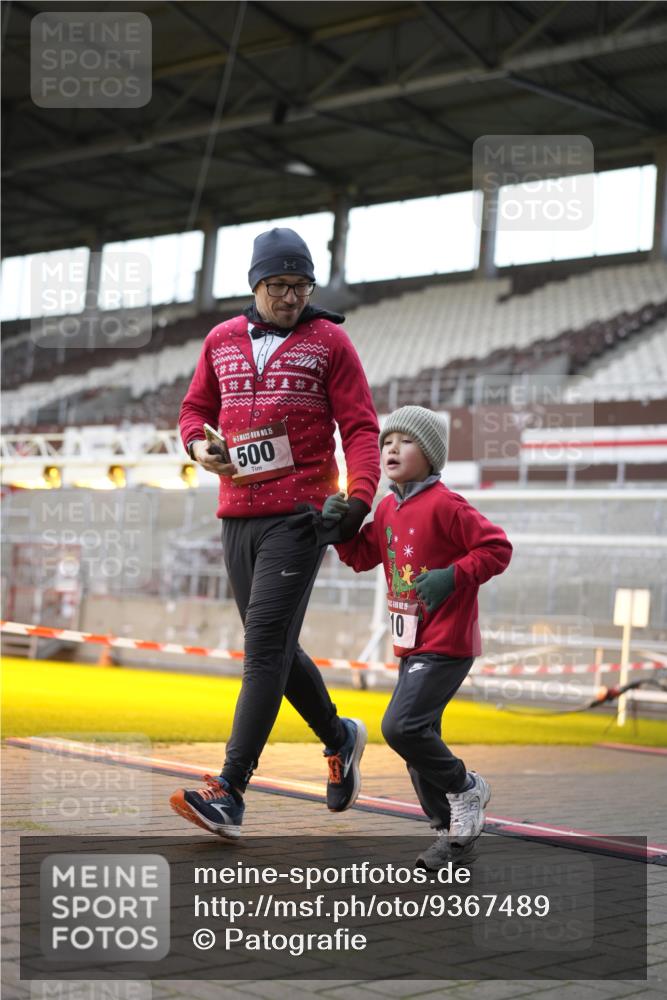 07.12.2025 - St. Pauli X-Mass-Run No. 15 Patografie http://msf.ph/oto/9367489 07.12.2025 10:52:59 Ziel 500, 504, 507, 510, 1684, 2673 meine-sportfotos.de