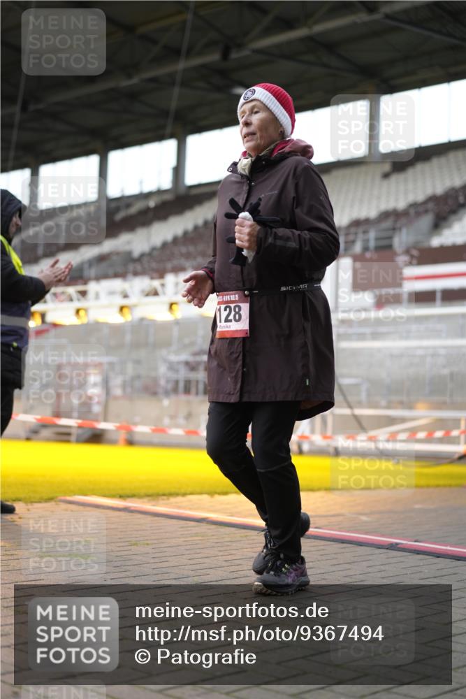 07.12.2025 - St. Pauli X-Mass-Run No. 15 Patografie http://msf.ph/oto/9367494 07.12.2025 10:53:12 Ziel 500, 510, 1684, 3128 meine-sportfotos.de