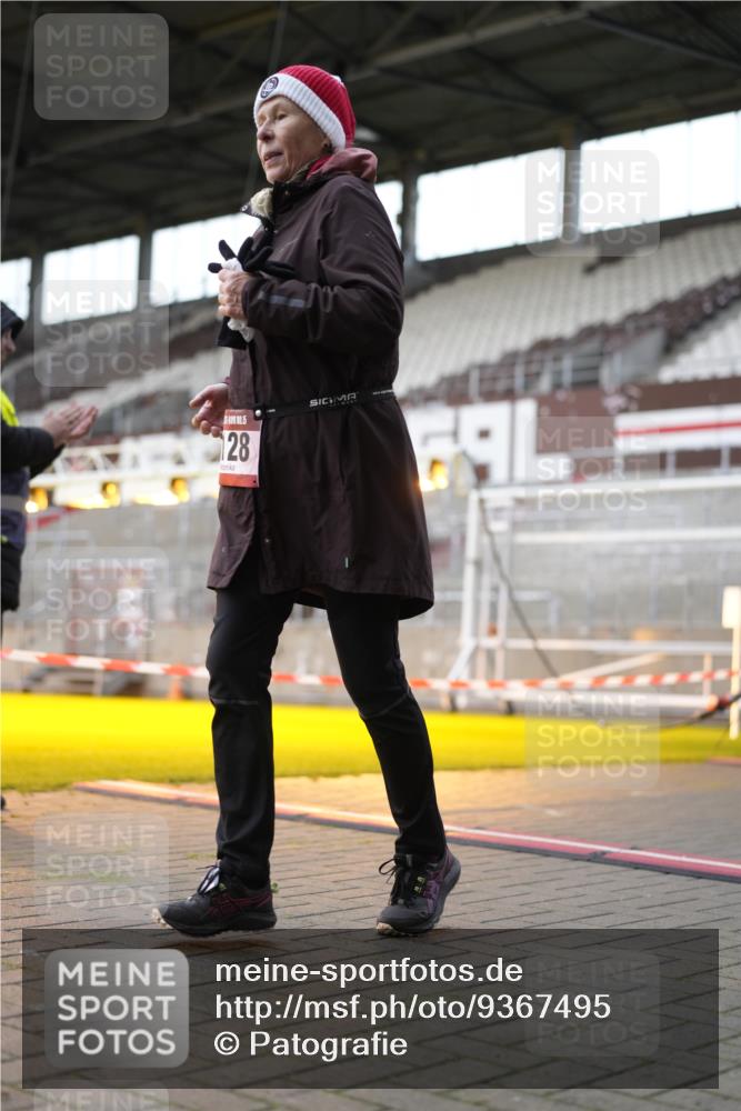 07.12.2025 - St. Pauli X-Mass-Run No. 15 Patografie http://msf.ph/oto/9367495 07.12.2025 10:53:12 Ziel 500, 510, 1684, 3128 meine-sportfotos.de