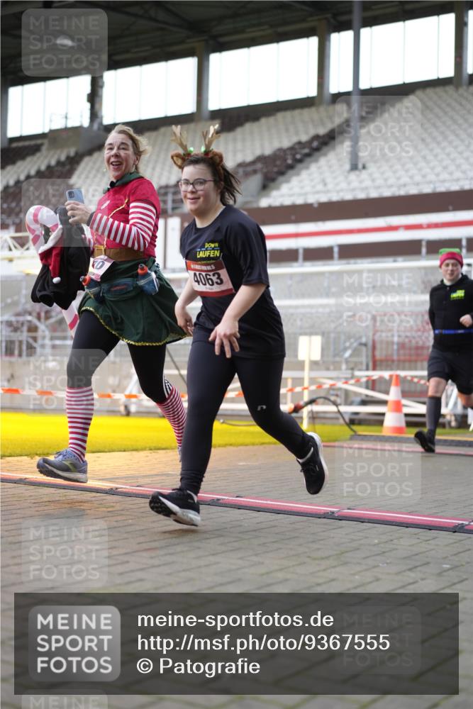 07.12.2025 - St. Pauli X-Mass-Run No. 15 Patografie http://msf.ph/oto/9367555 07.12.2025 10:56:19 Ziel 951, 955, 1790, 1793, 2170, 4063, 4146 meine-sportfotos.de