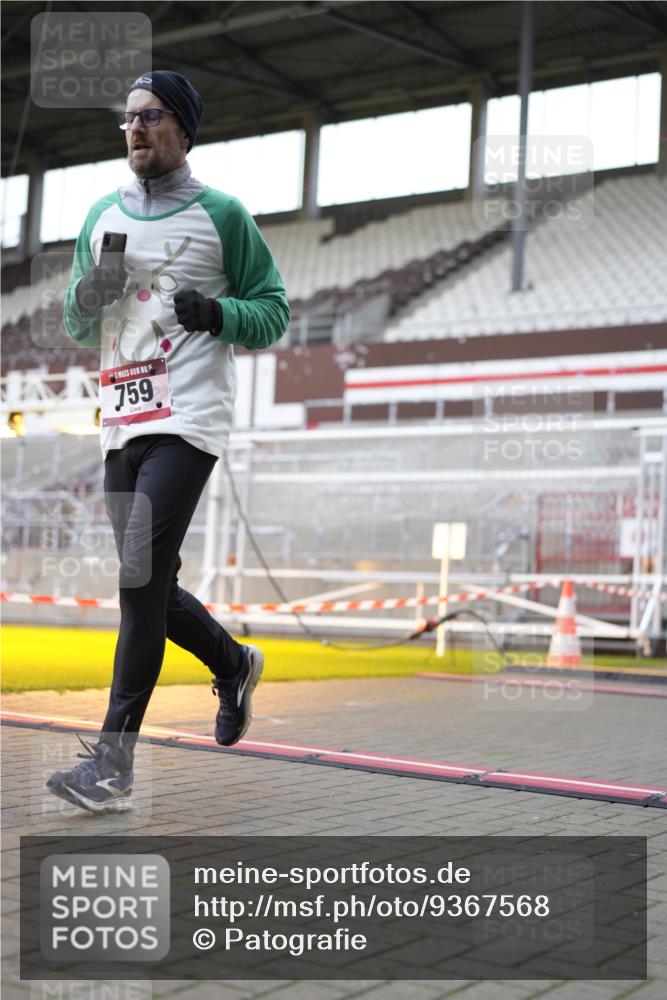07.12.2025 - St. Pauli X-Mass-Run No. 15 Patografie http://msf.ph/oto/9367568 07.12.2025 10:56:30 Ziel 236, 248, 759, 2170, 4063, 4146 meine-sportfotos.de