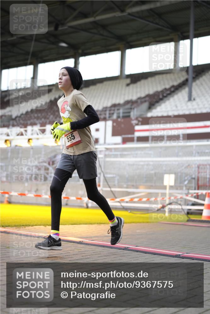 07.12.2025 - St. Pauli X-Mass-Run No. 15 Patografie http://msf.ph/oto/9367575 07.12.2025 10:56:45 Ziel 55, 417, 555, 568, 759, 1203, 2538, 2542, 2664, 3275 meine-sportfotos.de