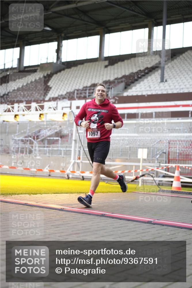 07.12.2025 - St. Pauli X-Mass-Run No. 15 Patografie http://msf.ph/oto/9367591 07.12.2025 10:57:04 Ziel 280, 566, 763, 1097, 1099, 1203, 3275, 4799 meine-sportfotos.de