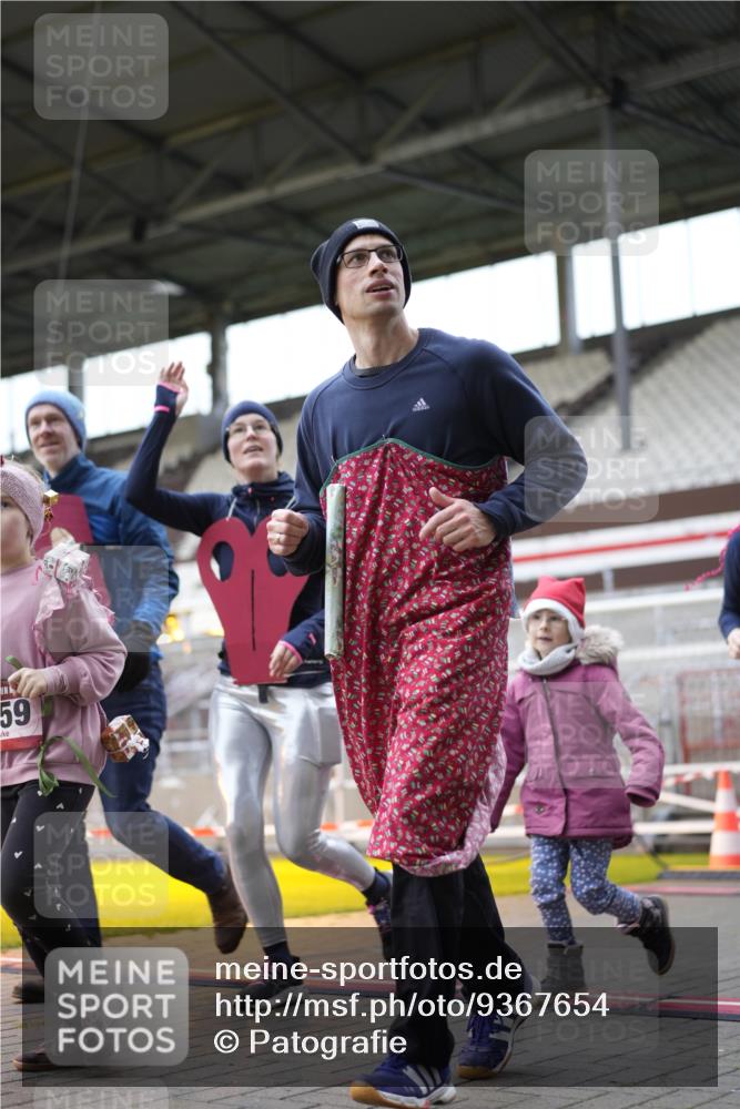 07.12.2025 - St. Pauli X-Mass-Run No. 15 Patografie http://msf.ph/oto/9367654 07.12.2025 10:58:49 Ziel 7, 606, 907, 941, 1160, 1174, 1451, 1453, 1456, 1458, 1459, 1476, 2130, 2131 meine-sportfotos.de