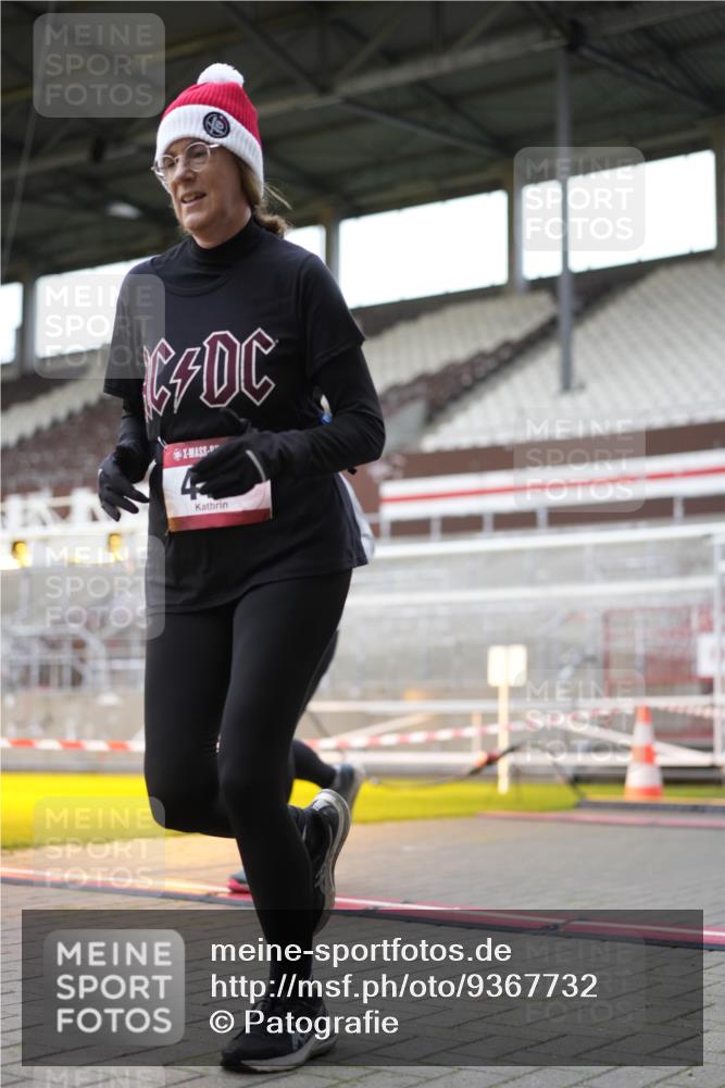 07.12.2025 - St. Pauli X-Mass-Run No. 15 Patografie http://msf.ph/oto/9367732 07.12.2025 11:00:32 Ziel 410, 433, 435, 439, 440, 611, 985, 1721, 3952, 4478, 4793 meine-sportfotos.de