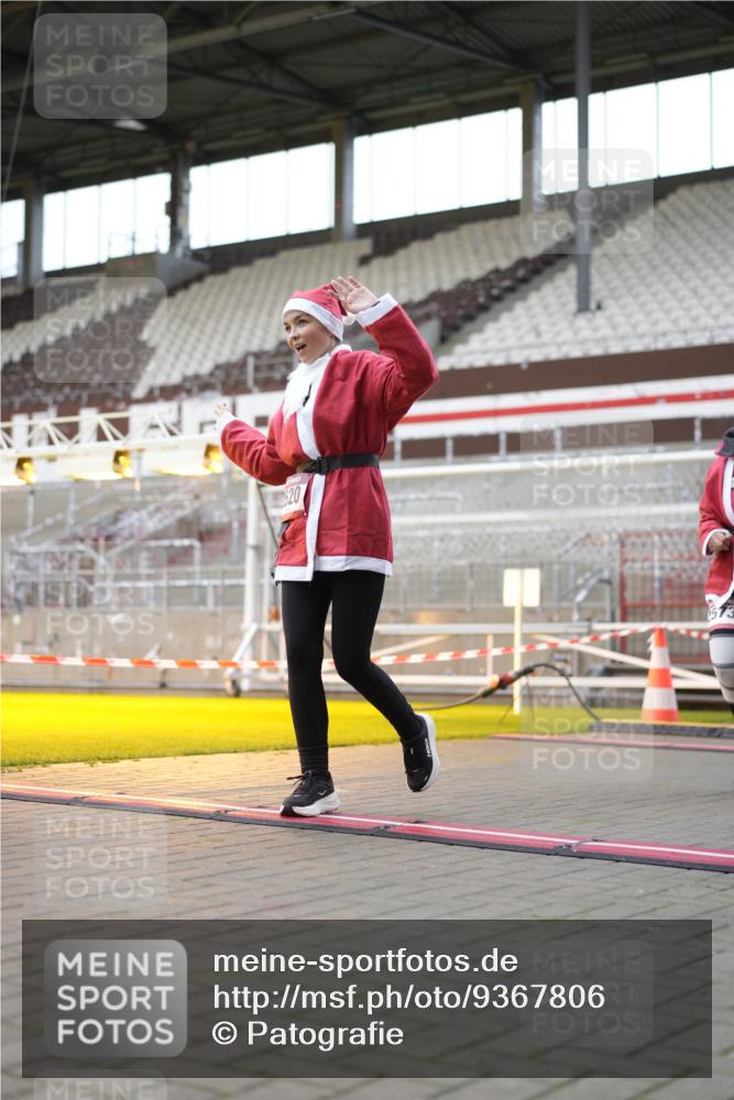 07.12.2025 - St. Pauli X-Mass-Run No. 15 Patografie http://msf.ph/oto/9367806 07.12.2025 11:02:15 Ziel 95, 193, 314, 317, 847, 1143, 1611, 2329, 2519, 2520 meine-sportfotos.de