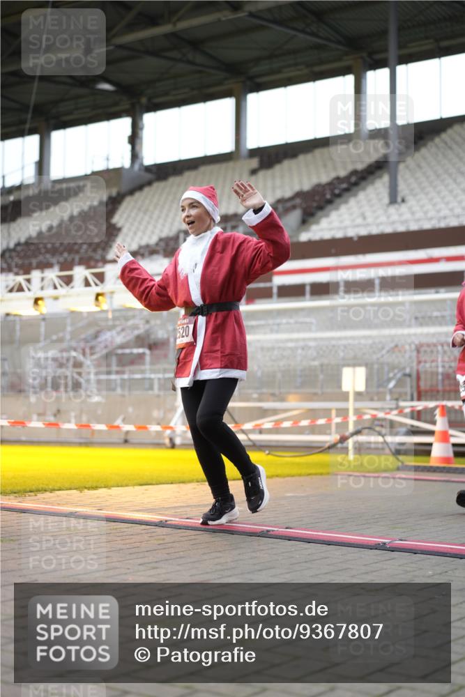 07.12.2025 - St. Pauli X-Mass-Run No. 15 Patografie http://msf.ph/oto/9367807 07.12.2025 11:02:15 Ziel 95, 193, 314, 317, 847, 1143, 1611, 2329, 2519, 2520 meine-sportfotos.de