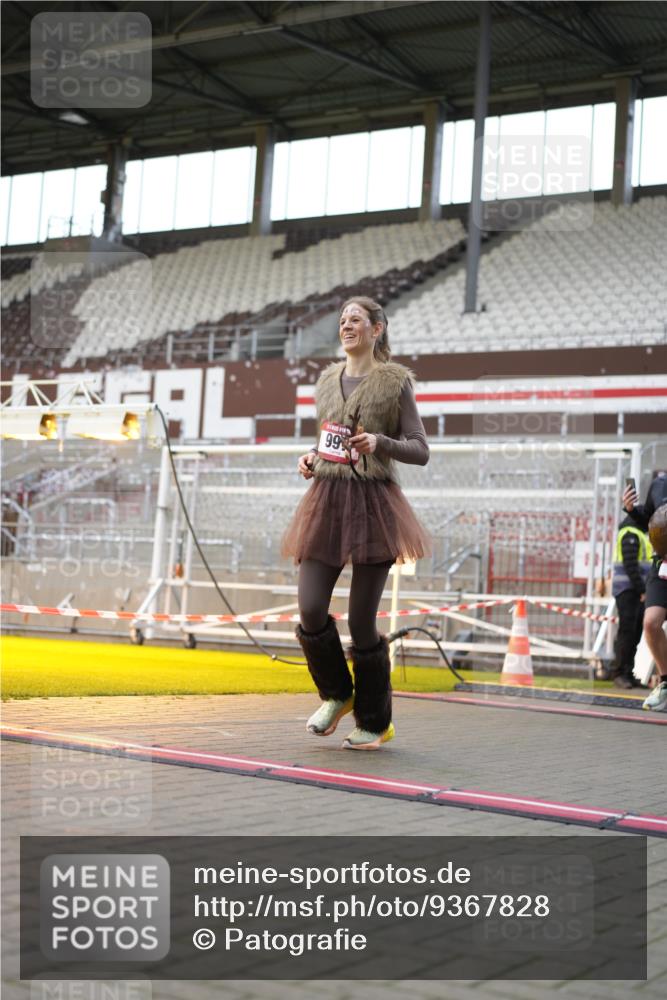 07.12.2025 - St. Pauli X-Mass-Run No. 15 Patografie http://msf.ph/oto/9367828 07.12.2025 11:02:45 Ziel 151, 160, 502, 574, 746, 747, 749, 751, 875, 880, 953, 997, 1063, 1102 meine-sportfotos.de