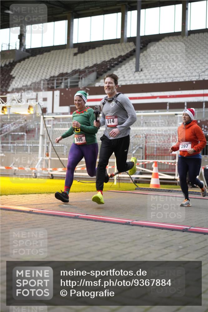 07.12.2025 - St. Pauli X-Mass-Run No. 15 Patografie http://msf.ph/oto/9367884 07.12.2025 11:03:36 Ziel 102, 109, 297, 505, 514, 1551 meine-sportfotos.de