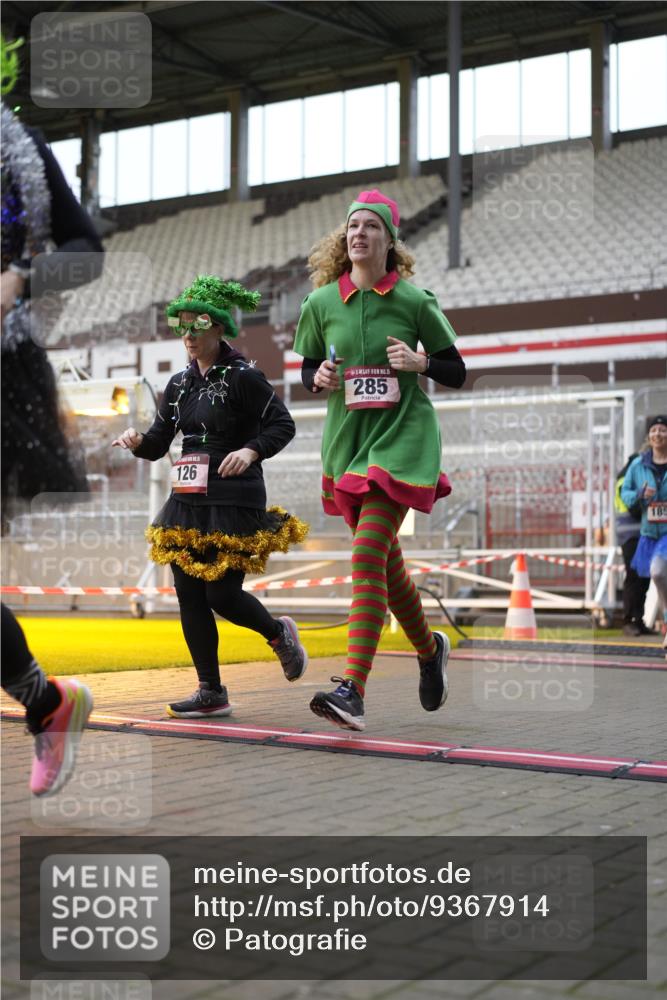 07.12.2025 - St. Pauli X-Mass-Run No. 15 Patografie http://msf.ph/oto/9367914 07.12.2025 11:04:13 Ziel 126, 215, 216, 285, 305, 700, 702, 734, 740, 764, 1200, 1252, 1254, 1401, 1695, 1766, 1769, 1852, 1854, 1856 meine-sportfotos.de
