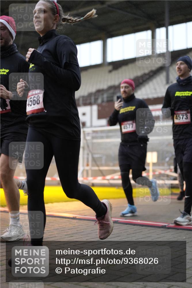 07.12.2025 - St. Pauli X-Mass-Run No. 15 Patografie http://msf.ph/oto/9368026 07.12.2025 11:04:44 Ziel 33, 361, 395, 1212, 1411, 1643, 2791, 2919, 3719, 4561, 4562, 4563, 4565, 4566, 4567, 4568, 4569, 4570, 4571, 4572, 4573, 4575, 4576, 4577, 4578 meine-sportfotos.de