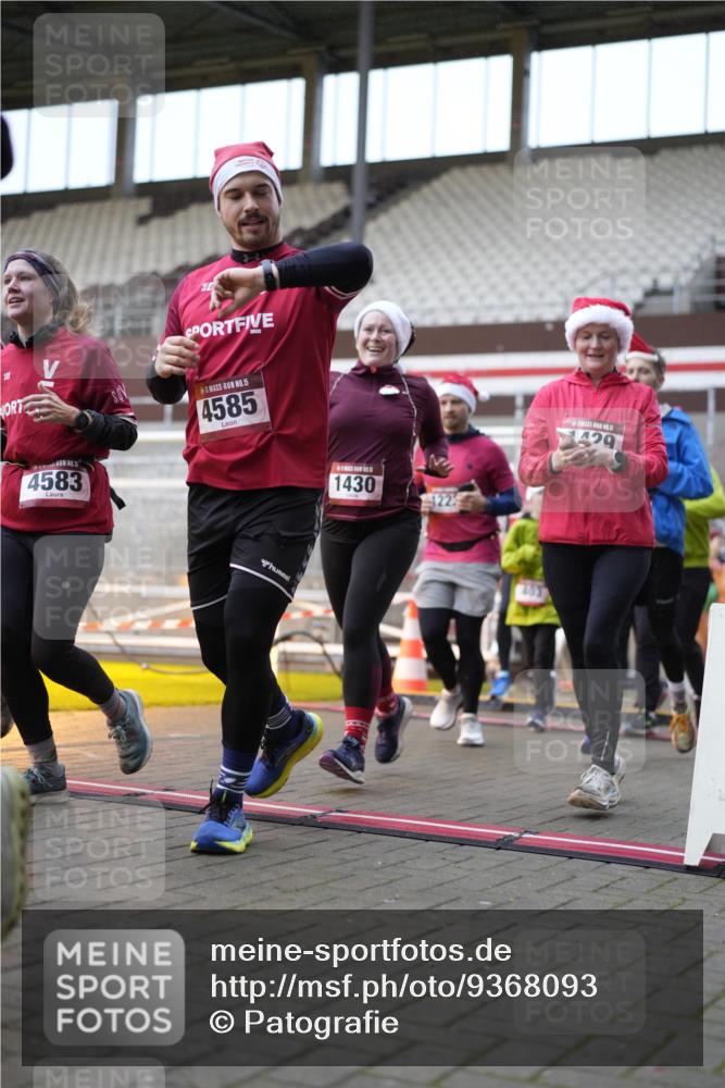 07.12.2025 - St. Pauli X-Mass-Run No. 15 Patografie http://msf.ph/oto/9368093 07.12.2025 11:06:00 Ziel 92, 298, 300, 402, 403, 556, 659, 693, 854, 858, 878, 920, 944, 1024, 1025, 1223, 1229, 1287, 1429, 1430, 1608, 1648, 2243, 2245, 4579, 4581, 4583, 4585, 4587 meine-sportfotos.de