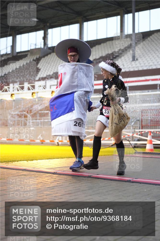 07.12.2025 - St. Pauli X-Mass-Run No. 15 Patografie http://msf.ph/oto/9368184 07.12.2025 11:07:34 Ziel 77, 315, 332, 377, 389, 397, 623, 1235, 1509, 1824, 1866, 1910, 2693 meine-sportfotos.de