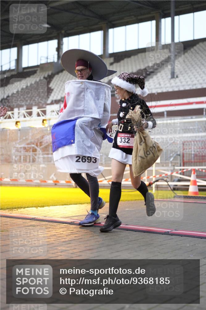 07.12.2025 - St. Pauli X-Mass-Run No. 15 Patografie http://msf.ph/oto/9368185 07.12.2025 11:07:34 Ziel 77, 315, 332, 377, 389, 397, 623, 1235, 1509, 1824, 1866, 1910, 2693 meine-sportfotos.de