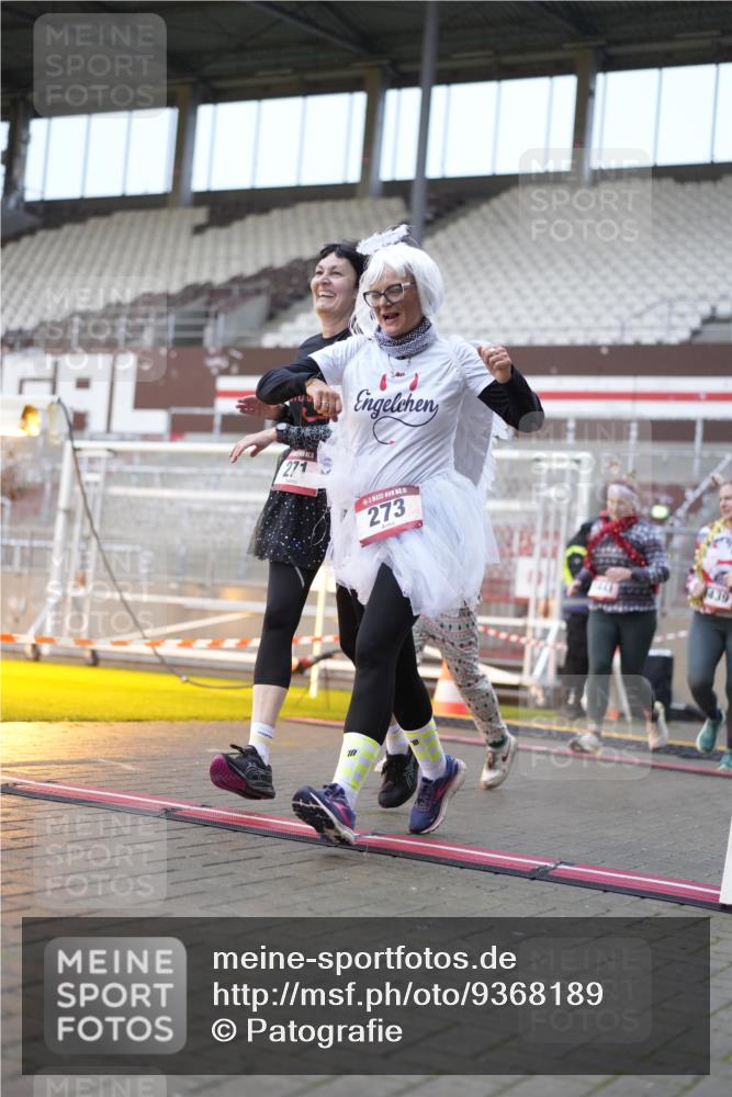 07.12.2025 - St. Pauli X-Mass-Run No. 15 Patografie http://msf.ph/oto/9368189 07.12.2025 11:07:40 Ziel 77, 271, 273, 315, 332, 377, 389, 397, 623, 1235, 1378, 1382, 1383, 1439, 1441, 1509, 1812, 1824, 1866, 1910, 2693 meine-sportfotos.de