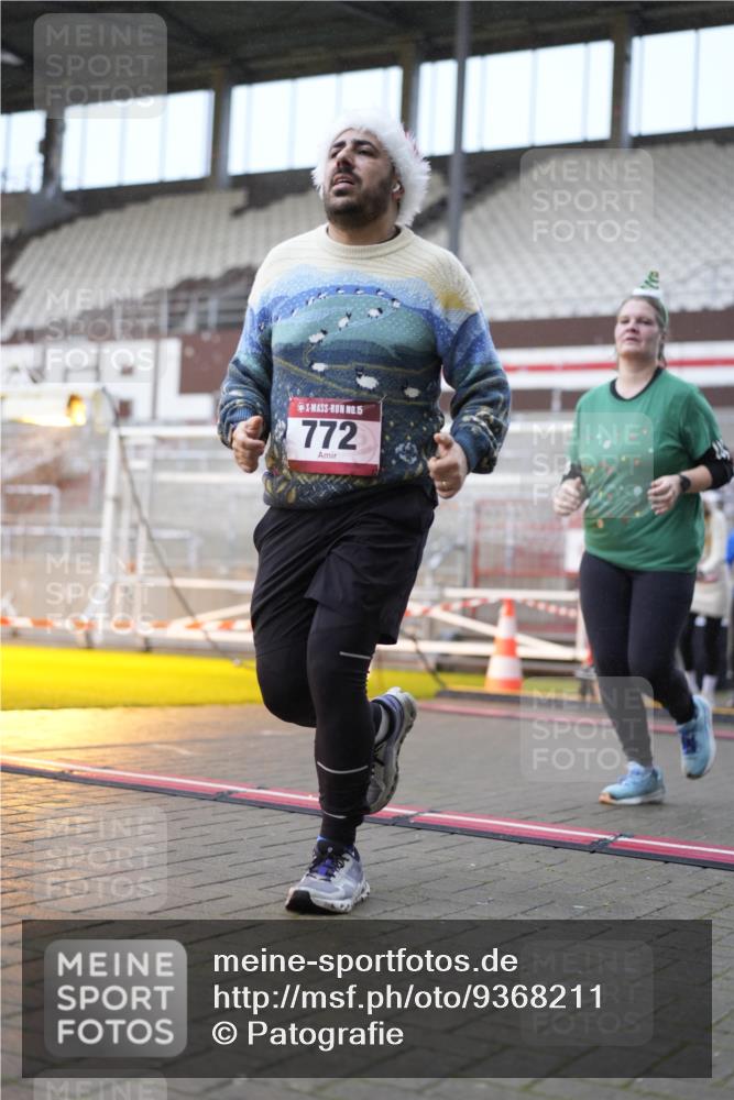 07.12.2025 - St. Pauli X-Mass-Run No. 15 Patografie http://msf.ph/oto/9368211 07.12.2025 11:07:52 Ziel 271, 273, 286, 293, 389, 397, 653, 772, 774, 1107, 1123, 1129, 1226, 1230, 1249, 1342, 1355, 1378, 1381, 1382, 1383, 1439, 1441, 1460, 1520, 1525, 1809, 1810, 1812, 4798, 4815 meine-sportfotos.de