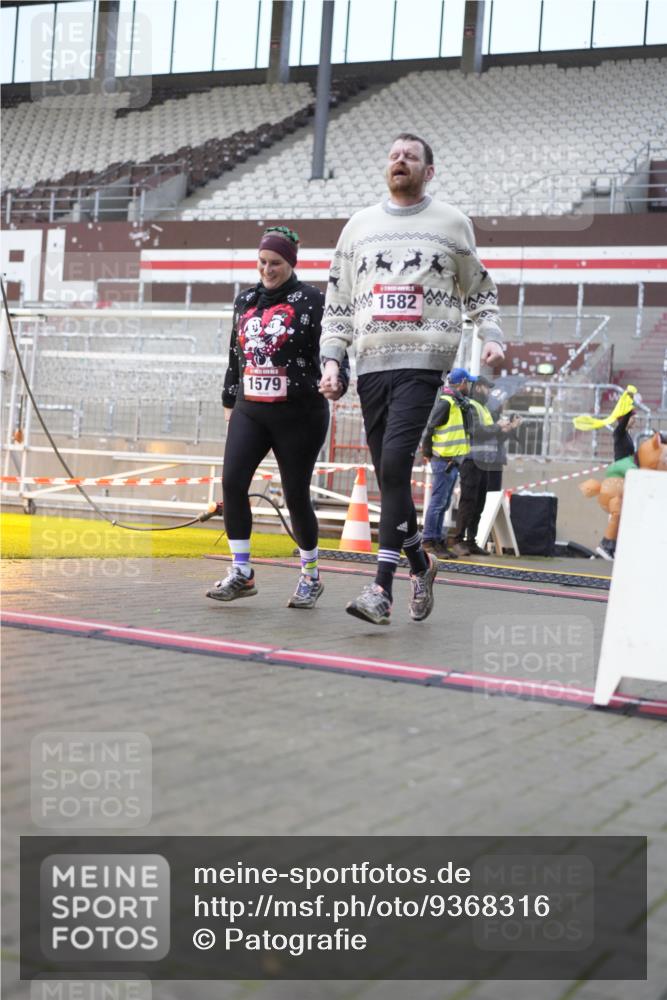07.12.2025 - St. Pauli X-Mass-Run No. 15 Patografie http://msf.ph/oto/9368316 07.12.2025 11:09:31 Ziel 59, 66, 266, 330, 971, 1084, 1463, 1477, 1579, 1582, 1641, 1851, 1870, 1945, 1974, 2042, 3151, 4190, 4191 meine-sportfotos.de