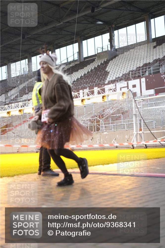 07.12.2025 - St. Pauli X-Mass-Run No. 15 Patografie http://msf.ph/oto/9368341 07.12.2025 11:10:16 Ziel 42, 53, 980, 1298, 1299, 1398, 1694, 1697, 1739, 1740, 2371 meine-sportfotos.de