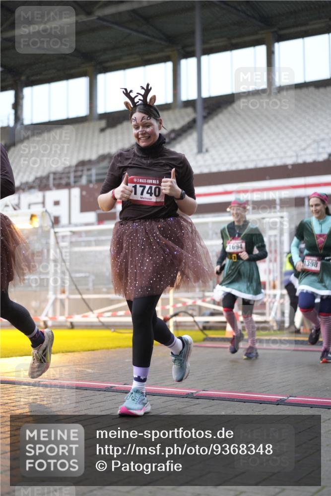 07.12.2025 - St. Pauli X-Mass-Run No. 15 Patografie http://msf.ph/oto/9368348 07.12.2025 11:10:19 Ziel 42, 53, 980, 1298, 1299, 1398, 1694, 1697, 1739, 1740, 2371 meine-sportfotos.de