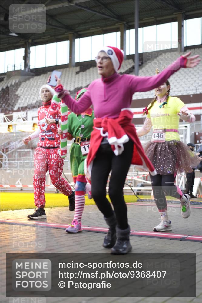 07.12.2025 - St. Pauli X-Mass-Run No. 15 Patografie http://msf.ph/oto/9368407 07.12.2025 11:11:12 Ziel 182, 190, 411, 697, 698, 777, 787, 788, 812, 815, 817, 832, 841, 909, 1145, 1146, 1147, 1518, 1519, 1557, 1565, 1568, 1619, 1707, 2258, 2742, 4801, 4805, 4806, 4810, 4813, 5005, 5006 meine-sportfotos.de