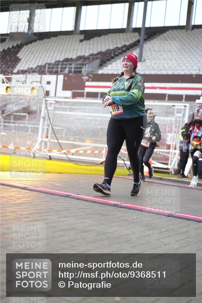 07.12.2025 - St. Pauli X-Mass-Run No. 15 Patografie http://msf.ph/oto/9368511 07.12.2025 11:11:59 Ziel 388, 408, 416, 437, 694, 695, 819, 1246, 1278 meine-sportfotos.de