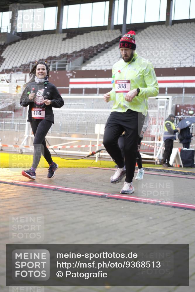 07.12.2025 - St. Pauli X-Mass-Run No. 15 Patografie http://msf.ph/oto/9368513 07.12.2025 11:12:00 Ziel 388, 408, 416, 437, 694, 695, 819, 1246, 1278 meine-sportfotos.de