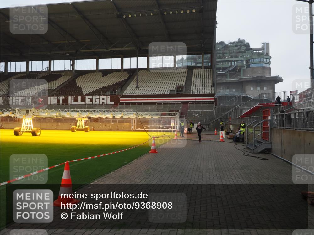 07.12.2025 - St. Pauli X-Mass-Run No. 15 Fabian Wolf http://msf.ph/oto/9368908 07.12.2025 09:56:27 Ziel 1483, 3255 meine-sportfotos.de