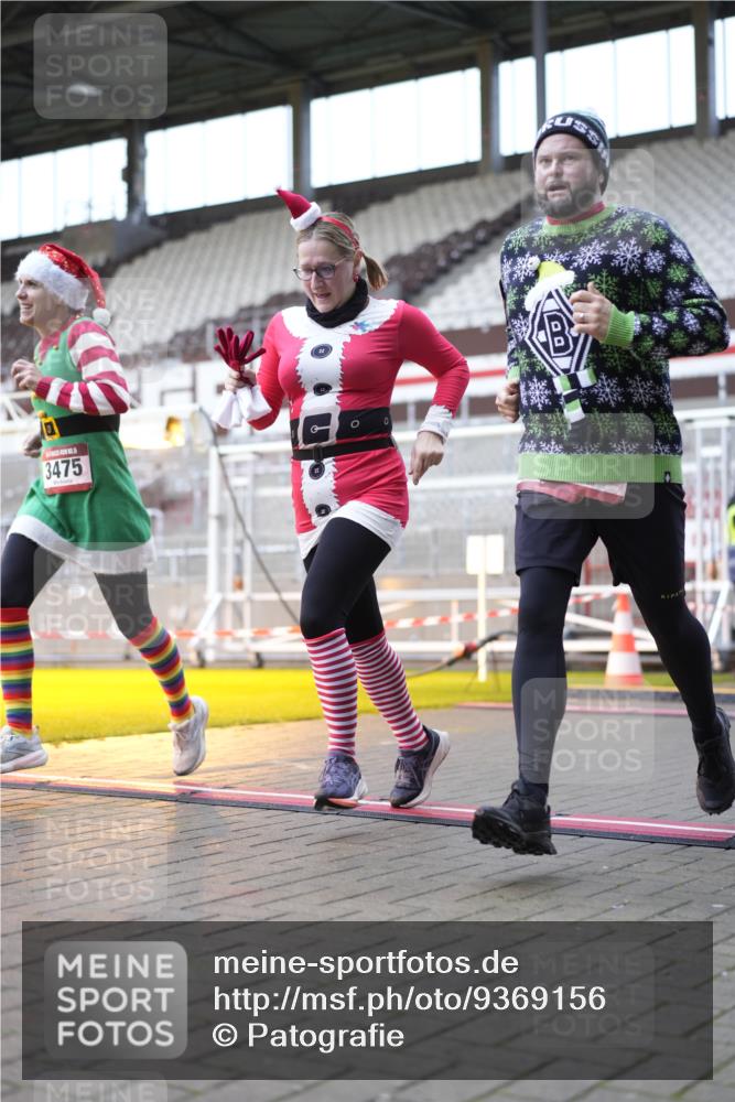 07.12.2025 - St. Pauli X-Mass-Run No. 15 Patografie http://msf.ph/oto/9369156 07.12.2025 11:22:00 Ziel 1284, 1297, 1775, 1779, 1904, 3474, 3475, 3820, 3821 meine-sportfotos.de